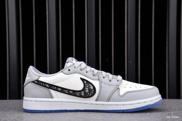 1st Kicks Shoes CN8607-002 DR X JORDAN box) 1 shoe (DR LOW OG 0731